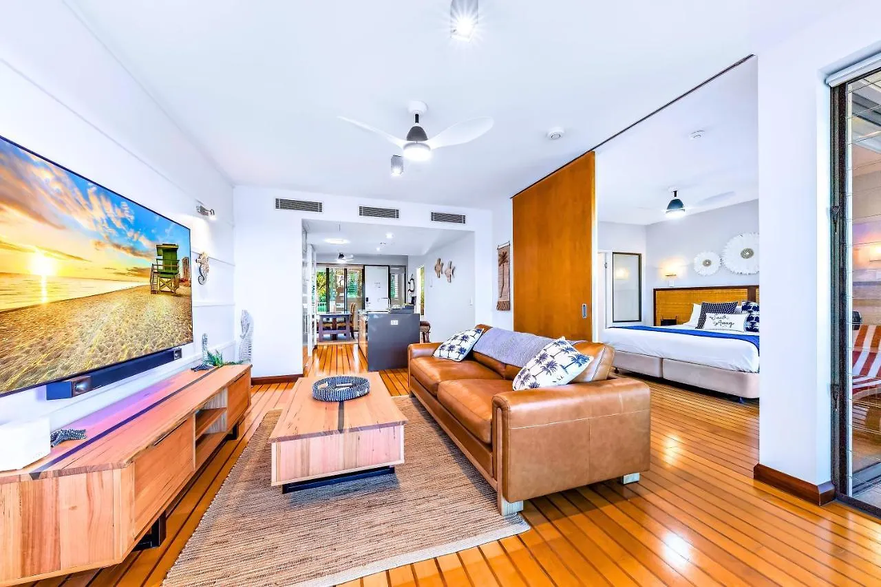 Apartment Absolute Luxury Marina Lifestyle At The Port Of Airlie Beach Australia