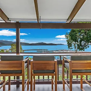 Holiday home Sailor's Lookout, Airlie Beach