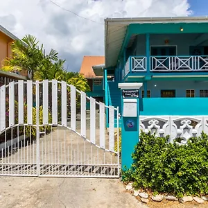 House In Crown Point- Walk To The Apartment Bon Accord Village