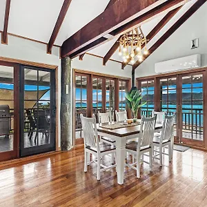 Holiday home Amaroo On Airlie, Airlie Beach